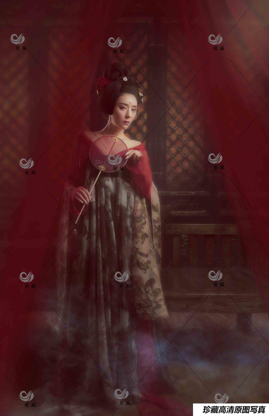 [TouTiao头条女神] 2019-12-10  莫晓希 贵妃醉酒