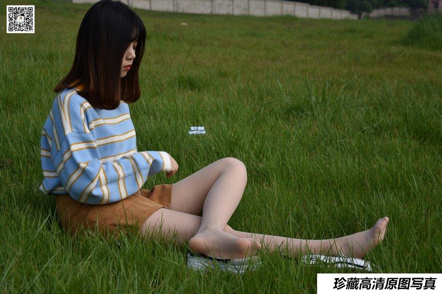 大生模拍 No.013 欣欣 青青芳草地 悠悠丝袜情 [49P-202MB]