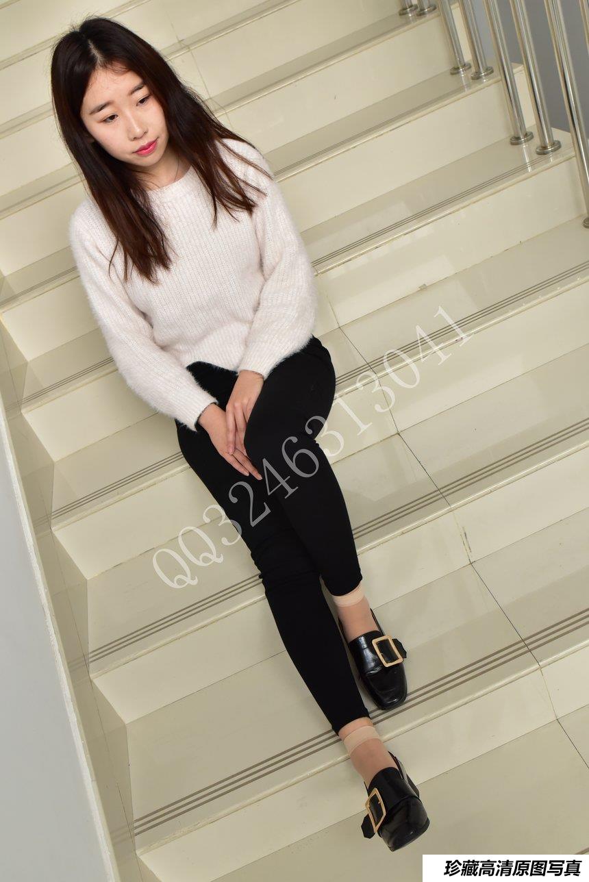 大生模拍 No.054 晨晨短丝秀 [42P-167MB]