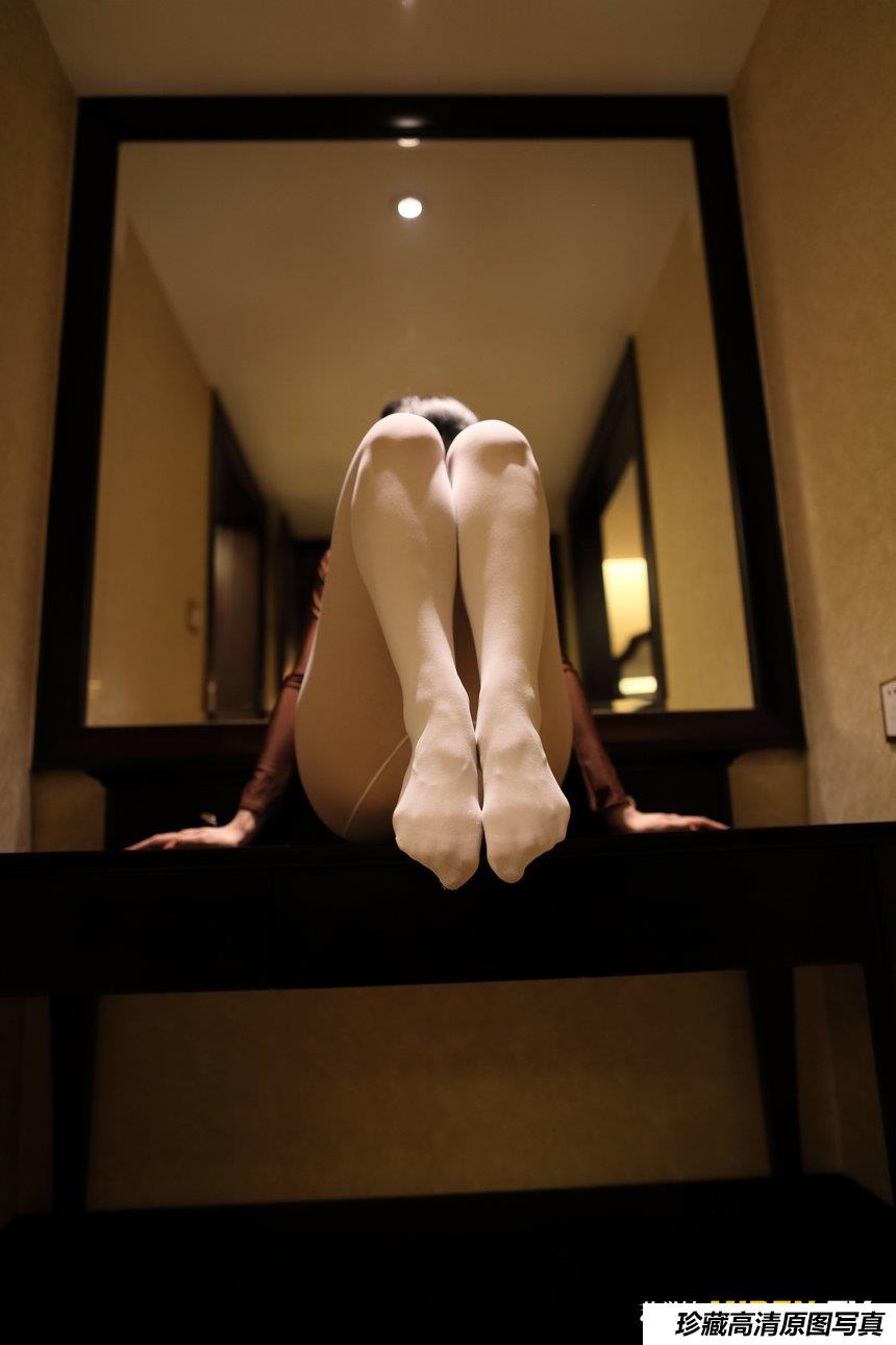 [ROSI写真]艺学妹 2020.02.01 No.064 [50P31MB]