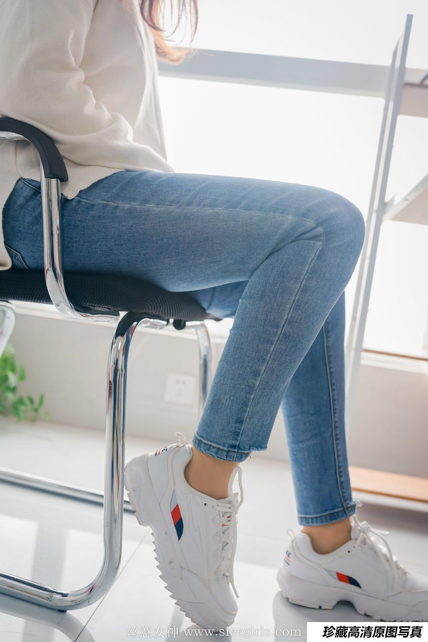 SIEE丝意 瑶瑶 了深秋的梦