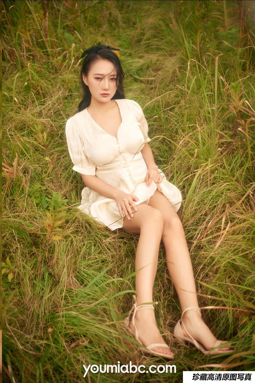 [YouMei尤美] 2020.01.22 何嘉颖《慵懒の午后》[29+1P]