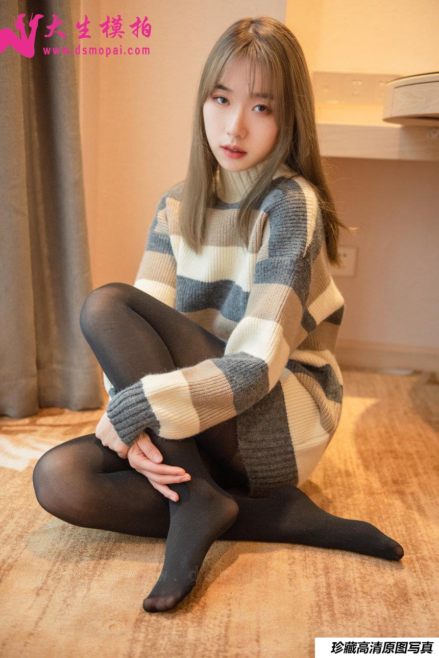 小鹿 暖暖的厚黑丝