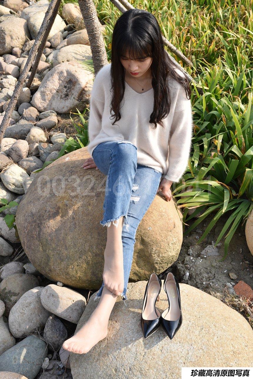 大生模拍 No.082 嘉嘉 裤内有丝 [30P-123MB]