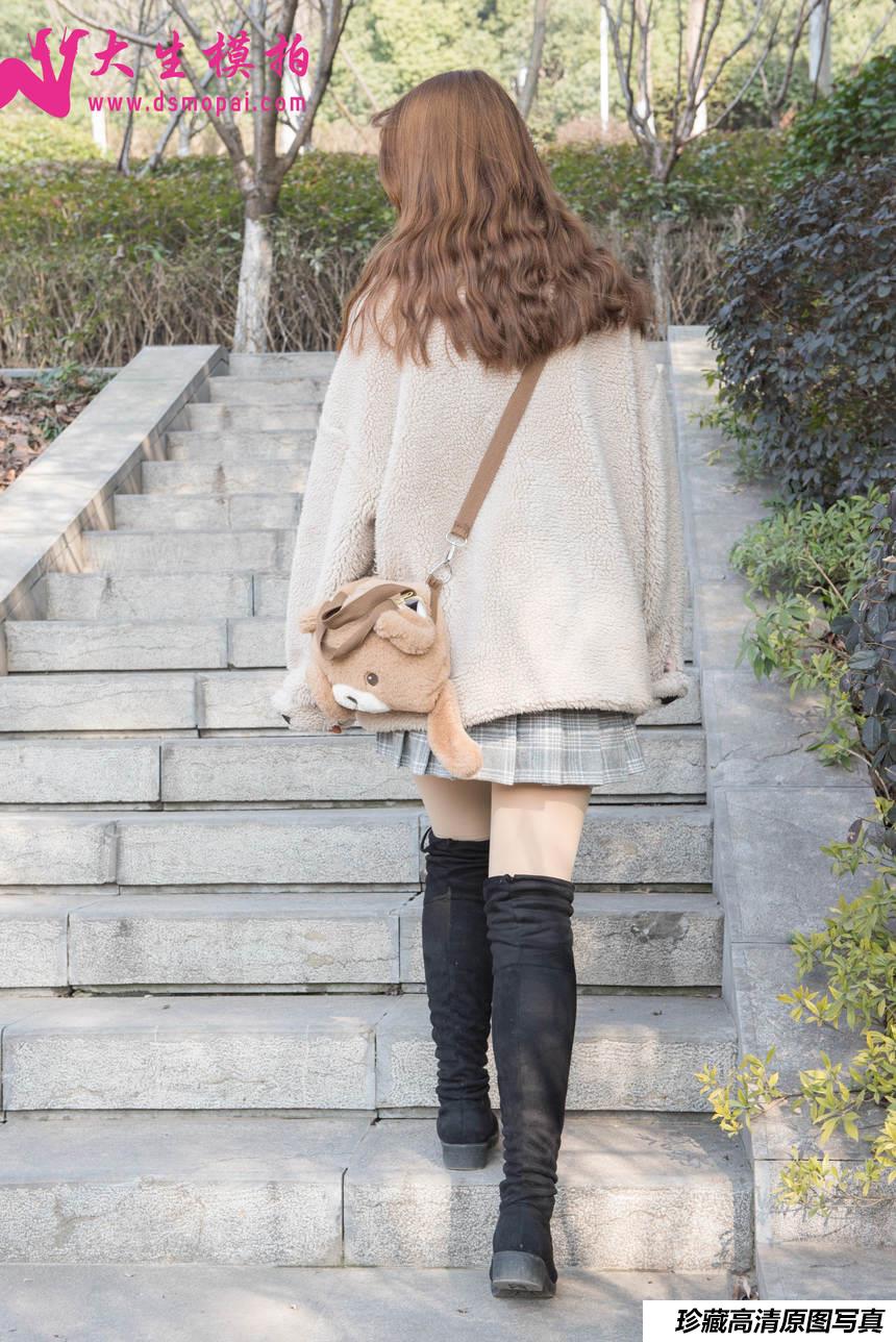 大生模拍 No.084 娇娇 户外光腿神器 [39P1V-290MB]