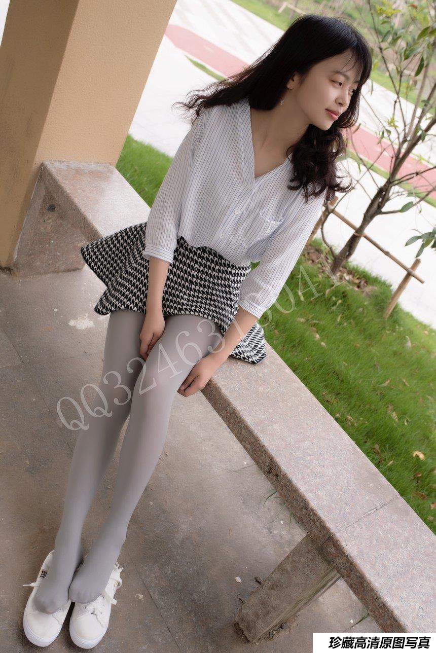 大生模拍 No.085 晶晶 第一次尝试厚灰丝 [44P-177MB]