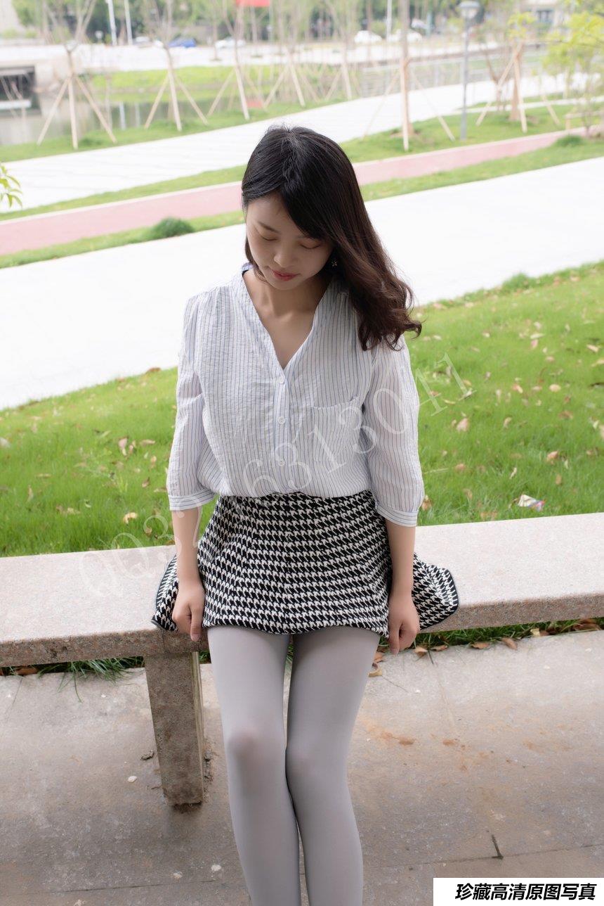 大生模拍 No.085 晶晶 第一次尝试厚灰丝 [44P-177MB]