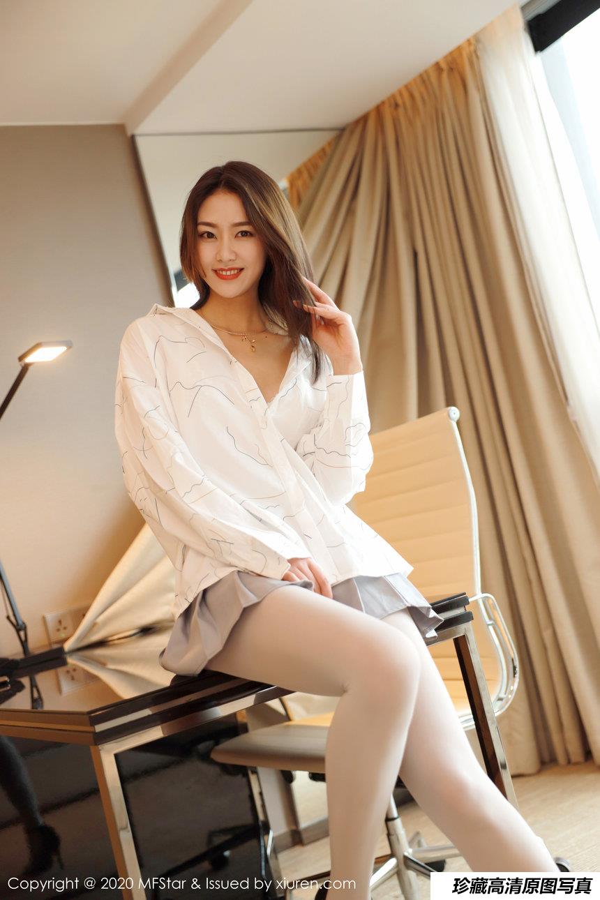 [MFStar模范学院] 2020.04.07 VOL.303 方子萱 [49+1P]-绅士图