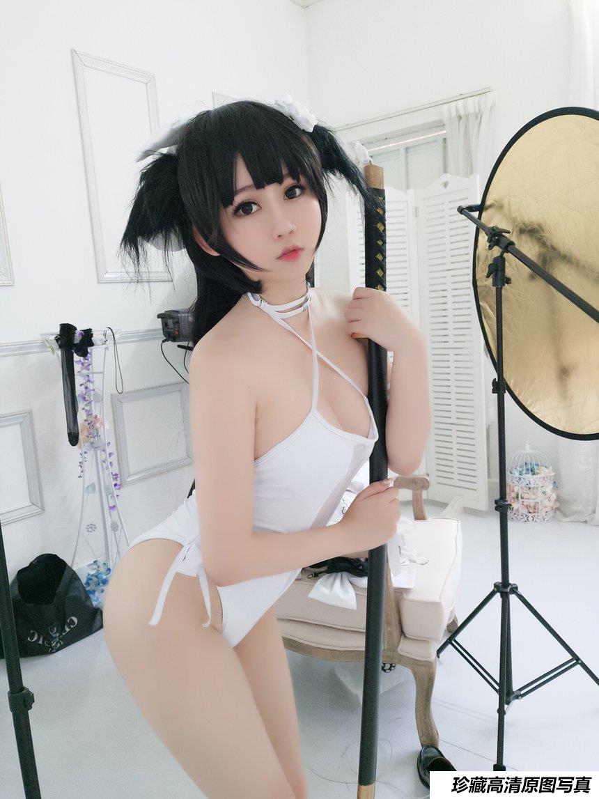 是依酱吖 - 爱岩 [14P-18MB]-绅士图