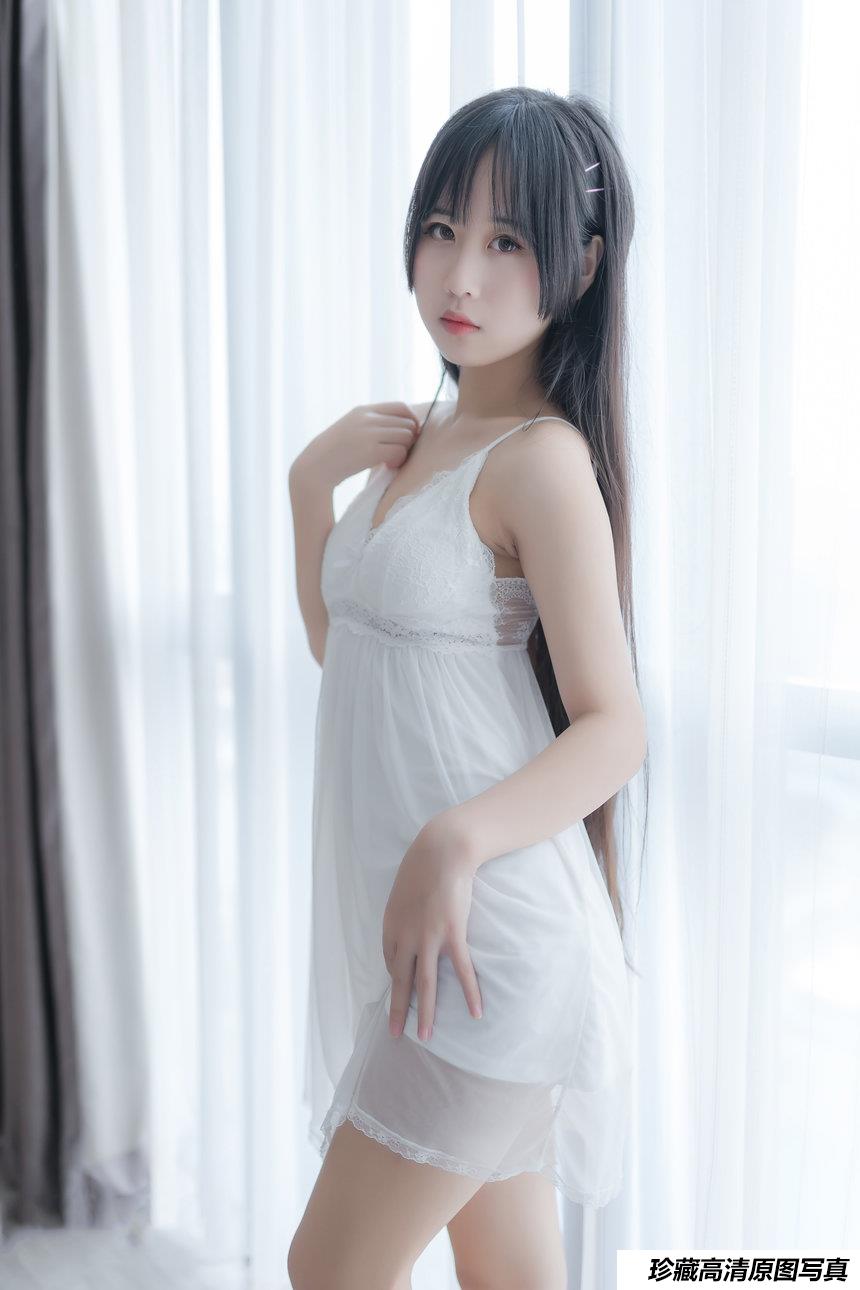 萌芽儿o0 - 白色私房 [44P-159MB]