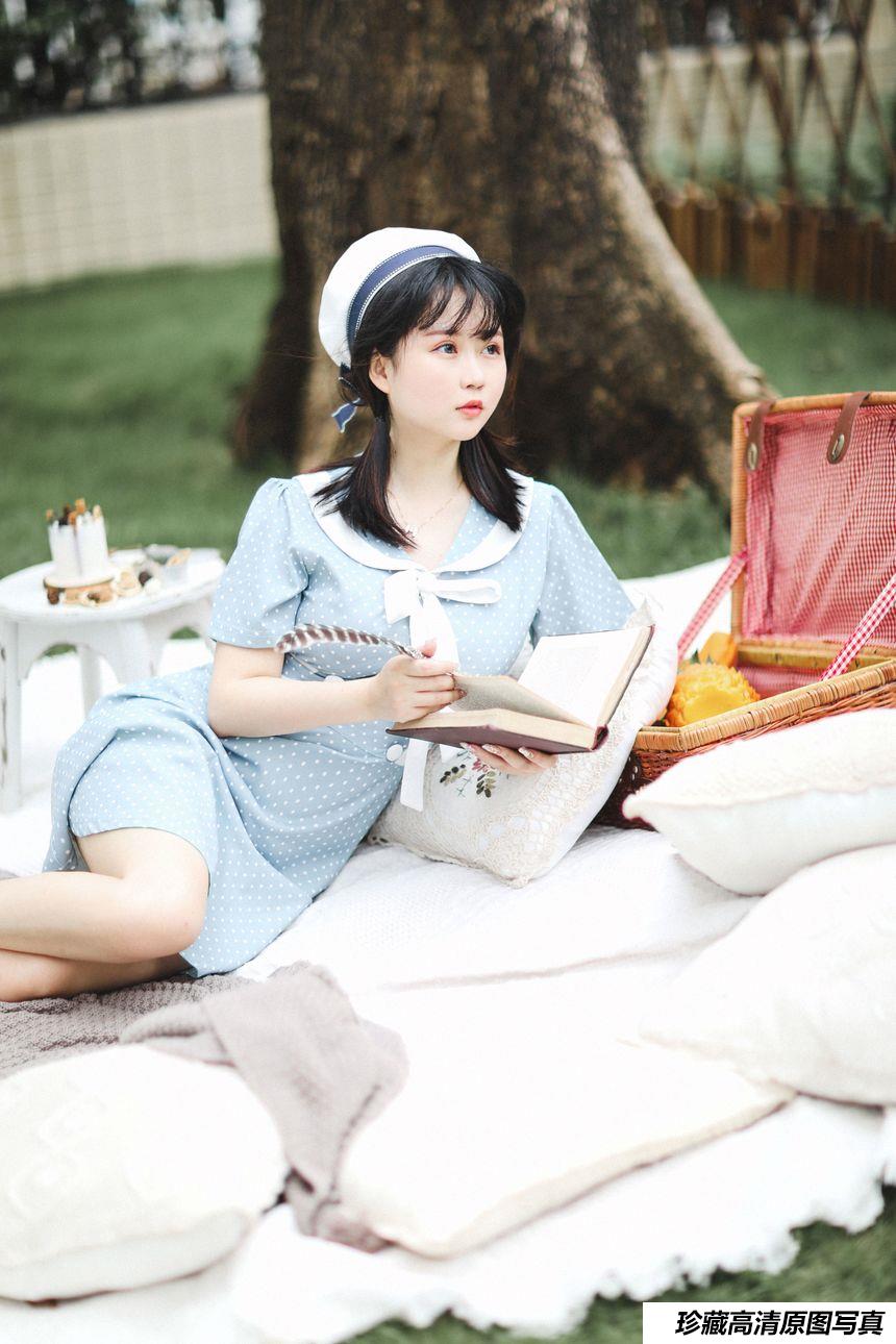 是依酱吖 - 依酱私人拍摄图 [30P-165MB]