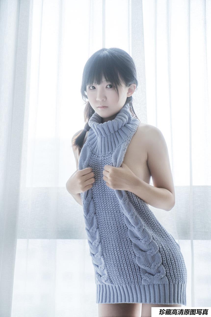 御子Yumiko - 漏背毛衣 [10P-116MB]-绅士图
