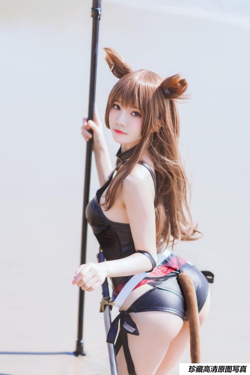 桜桃喵 -天火泳装 [25P-351MB]