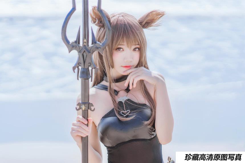 桜桃喵 -天火泳装 [25P-351MB]