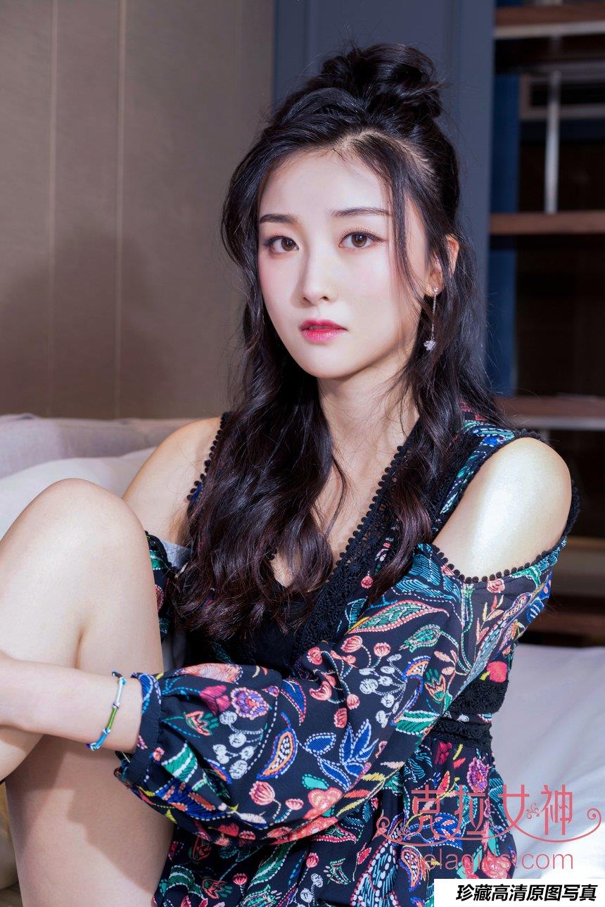 [Kelagirls克拉女神]2020.03.25 十指殷红 馨馨[25P／465MB]