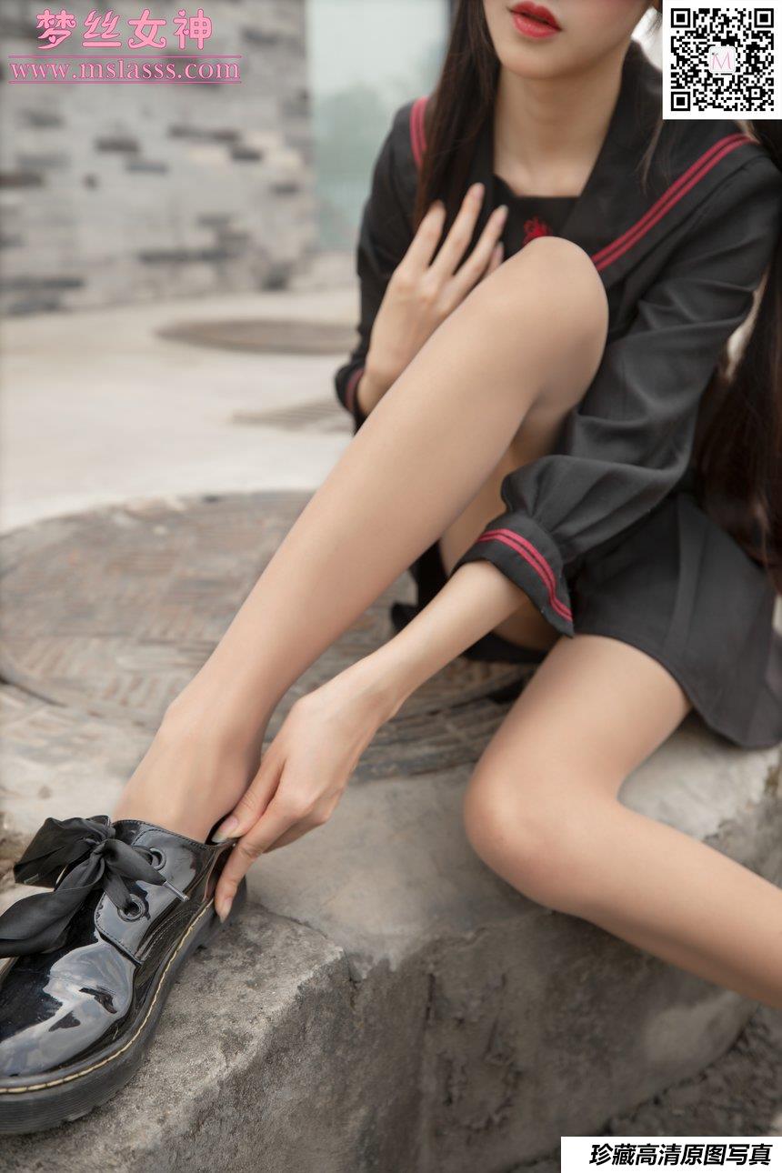 [MSLASS梦丝女神] 2020.03.27 NO.104 诗琪《纤细的美腿玉足》[92+1P630M]