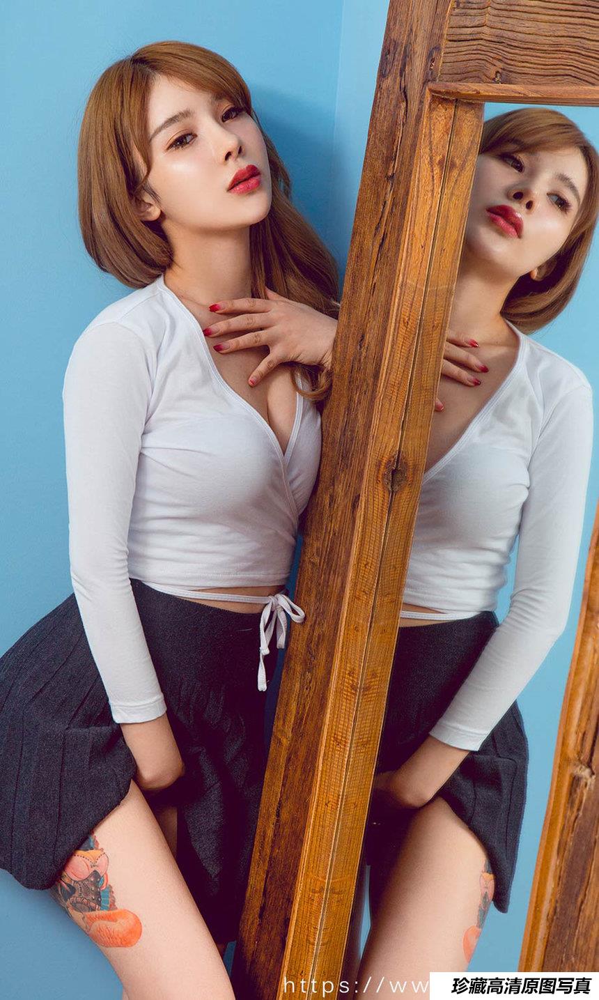 [Ugirls尤果网]爱尤物 2020.05.20 No.1826 左函漪 水波漪漪 [35P]