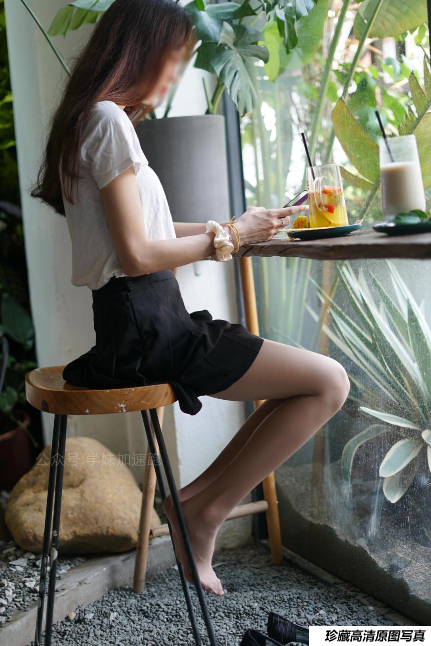 学妹加速跑 XM040《大长腿的日常-盘盘》[88P1V-196MB]