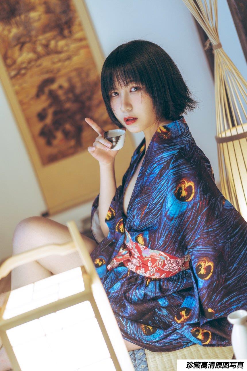 [逐月su(枸名SU)]孔雀和服 [39P]