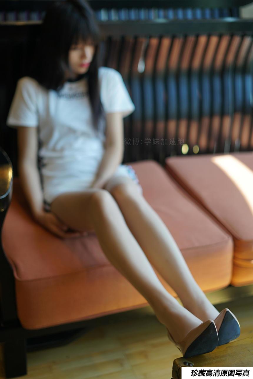 学妹加速跑 XM063《咖啡店丝密事-敏儿》 图套+视频