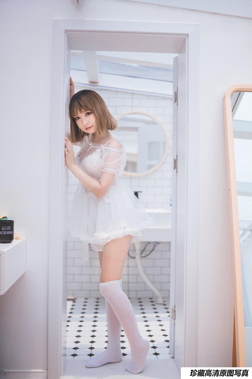 喵糖映画 VOL.025 半透浴室JK少女