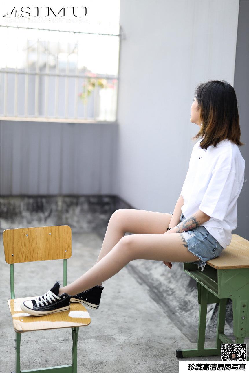 丝慕写真 SM250 新模《纹身酷girl》 [71P]