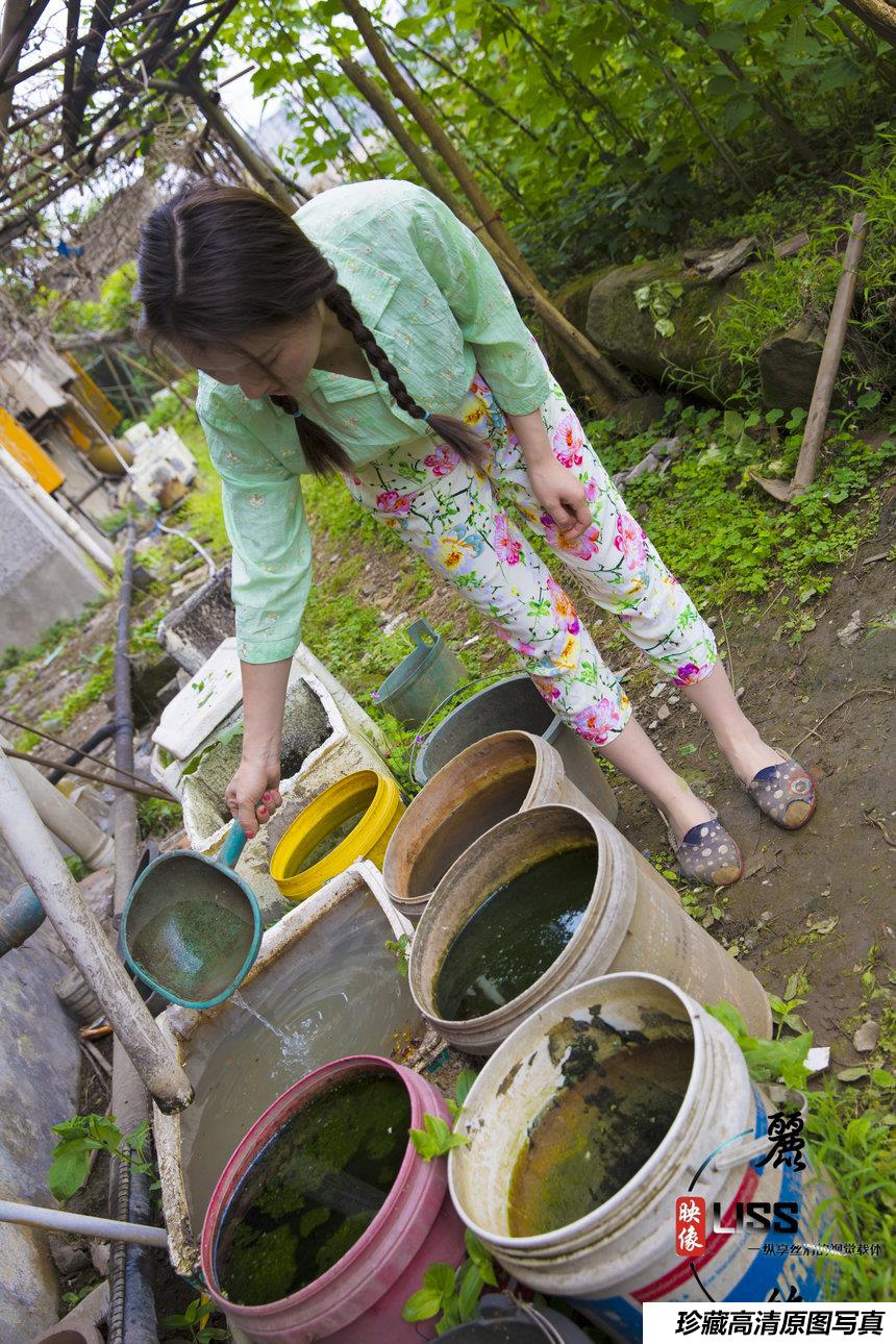 [LISS丽丝映像]NO.020《回村的诱惑》[31P／552MB]