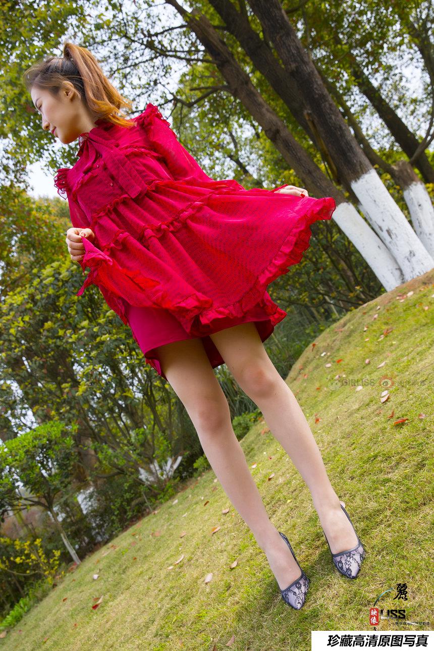 [LISS丽丝映像]NO.001 当家凯莎小姐《嫁到农村里的丝袜媳妇儿》[67P／1.49G]