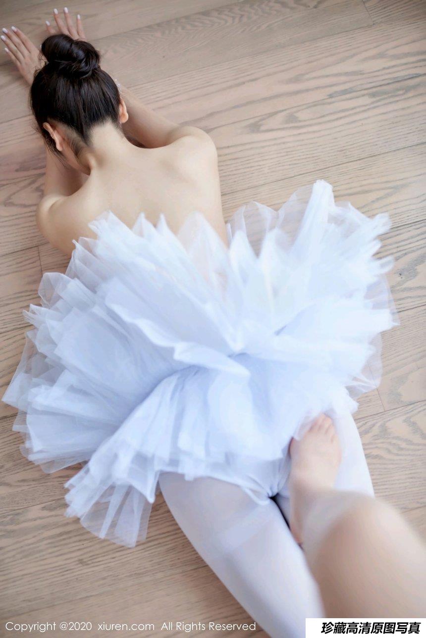 [XiuRen秀人网] 2020.09.15 No.2560 白露小猪 [41+1P]