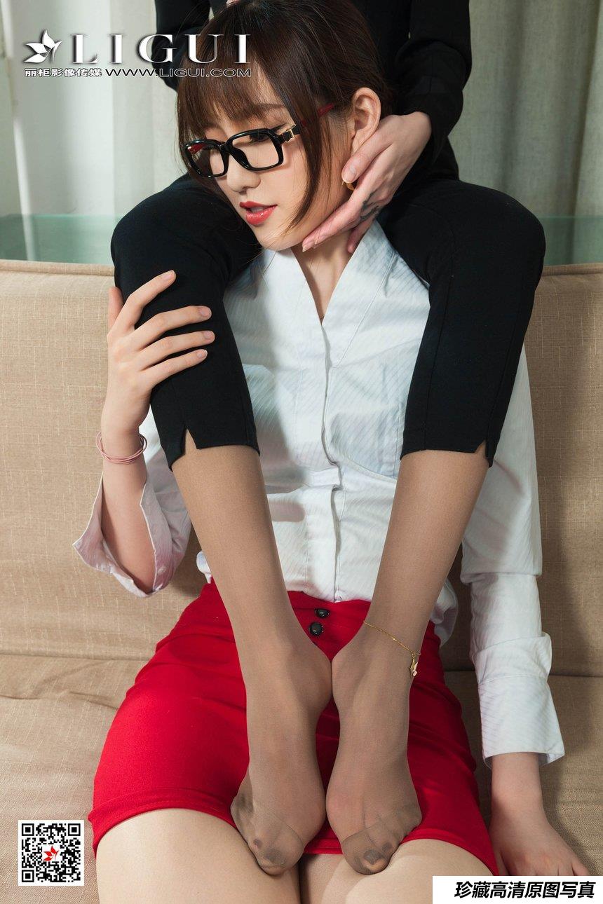 [Ligui丽柜] 2020.05.23《双生花》の调教闺蜜 兔子&阳阳 [69P158MB]