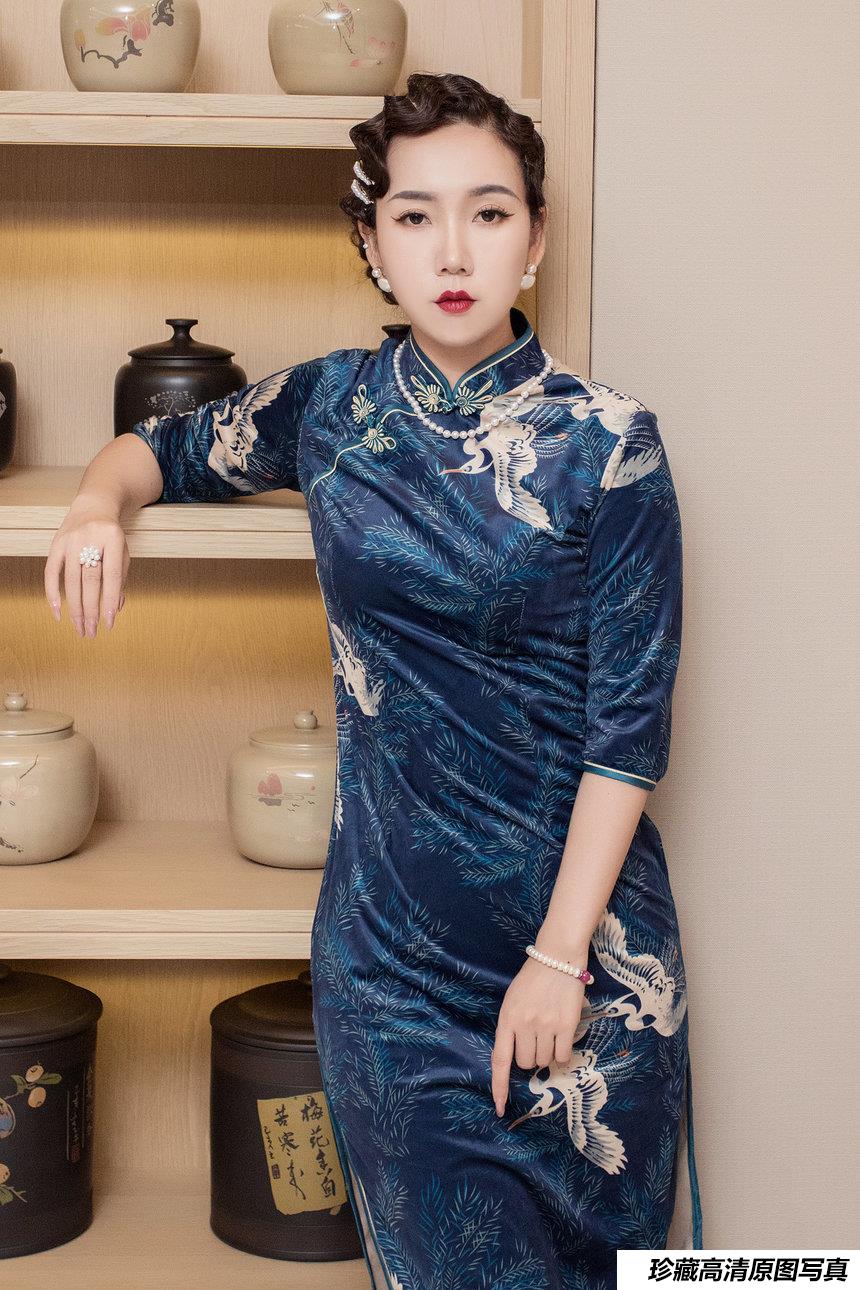 [TouTiao头条女神] 2020-07-27 艾静香 古韵茶香