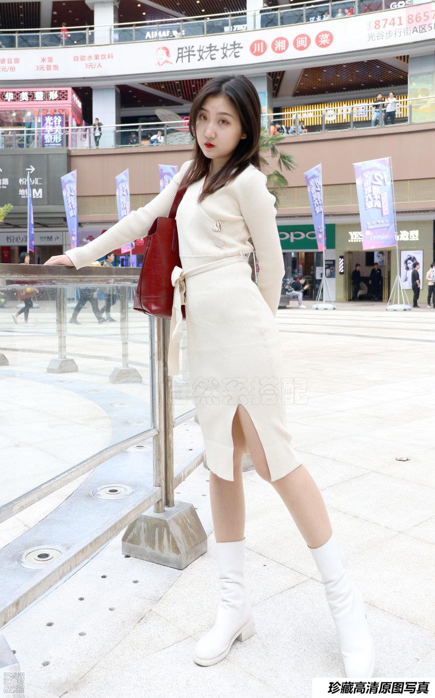 [SiHua丝话]SH044 冬日步行街的薄肉丝 露露[94P+2V／659MB]