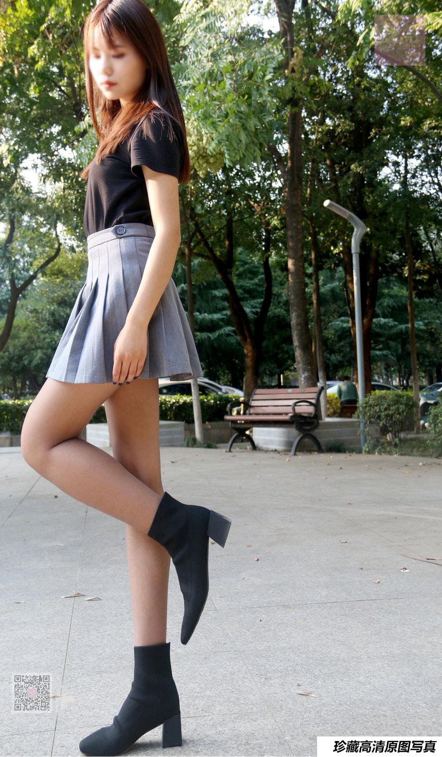 [SiHua思话]SH012 等车的前奏曲 雯玥[98P+2V／816MB]