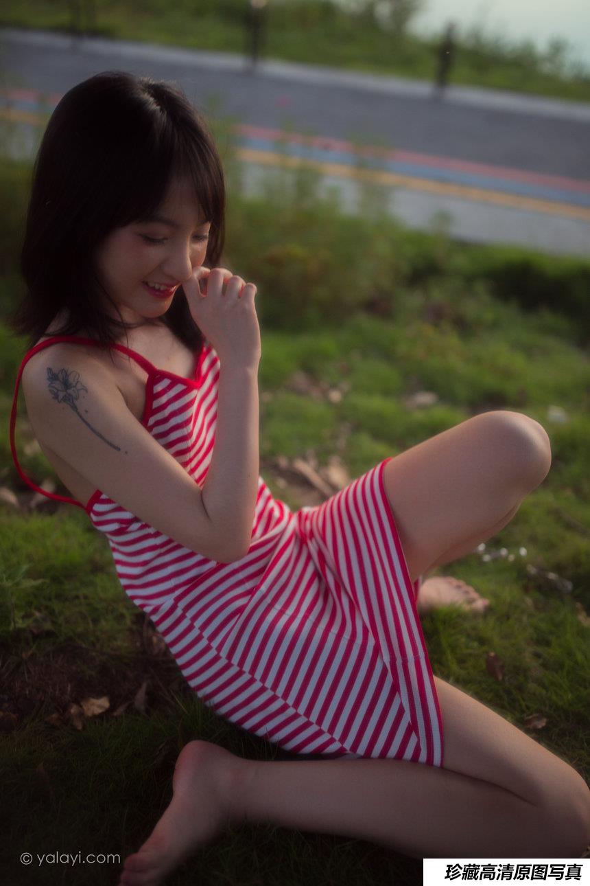 [YALAYI雅拉伊] 2020.08.17 NO.690 落落《红了》[50P+1P378M]