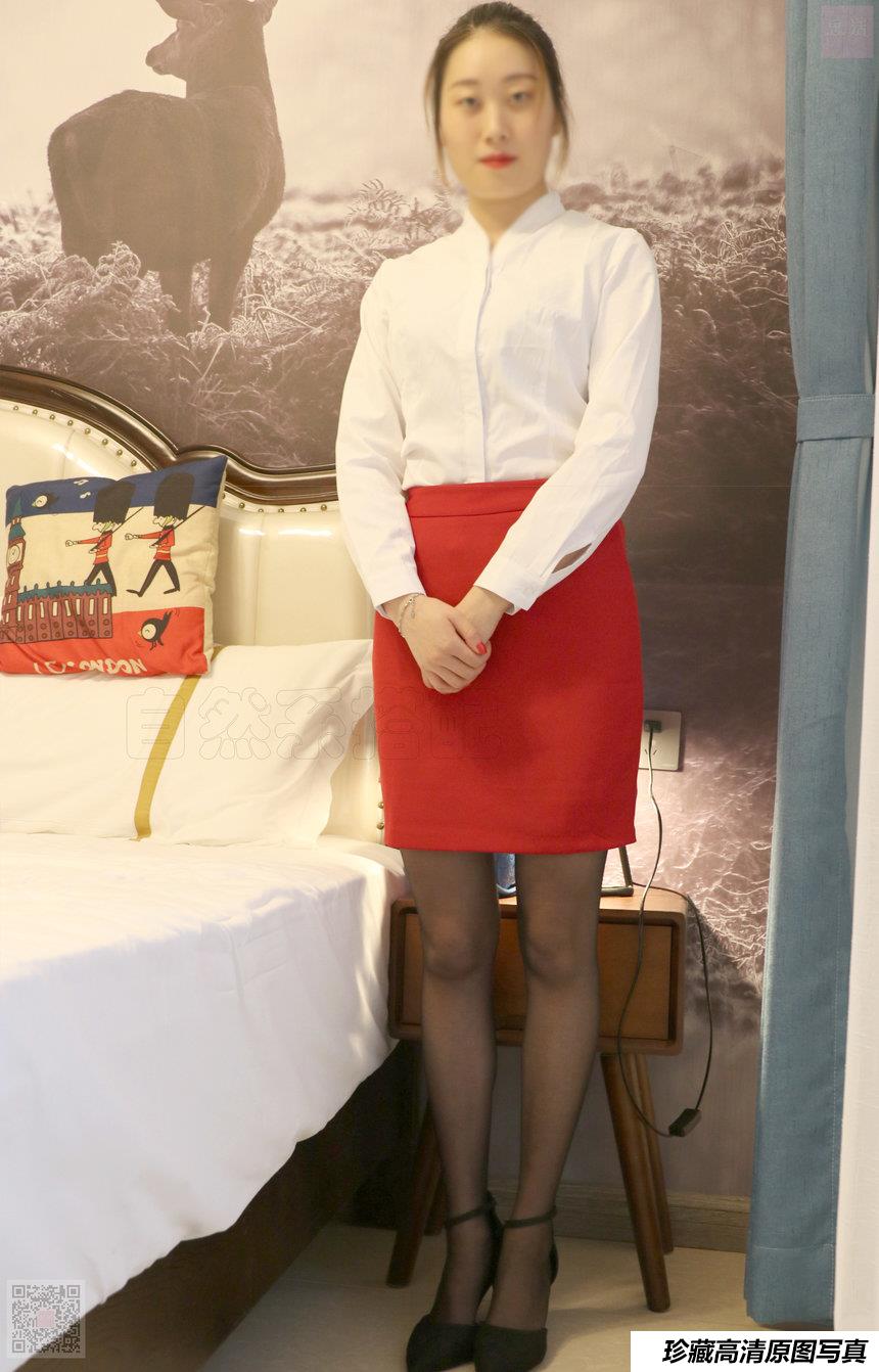 [SiHua丝话]SH036 与秘书出差的第一天 伊一[93P+2V／690MB]