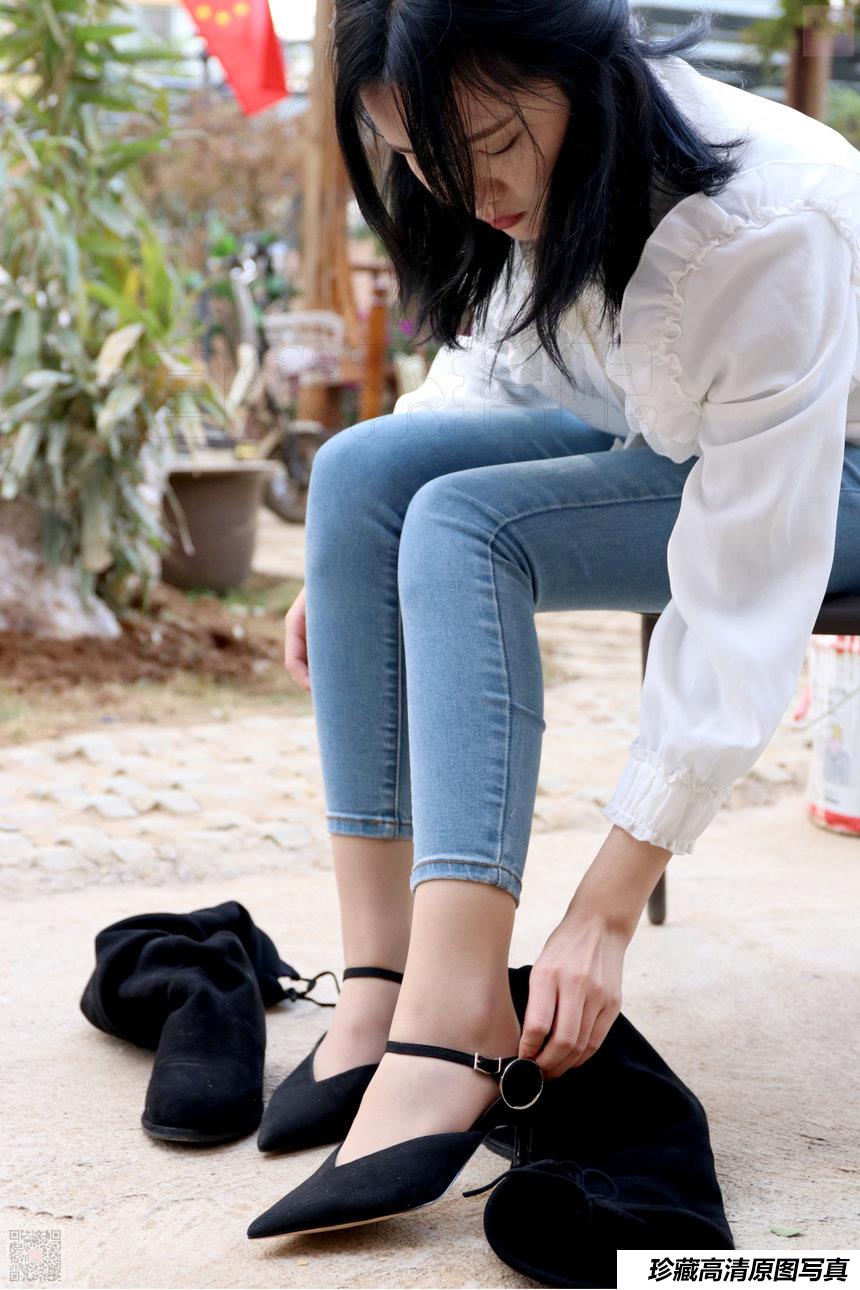 [SiHua丝话]SH035 爱穿丝袜的乡下表妹 小表妹[95P+2V／691MB]