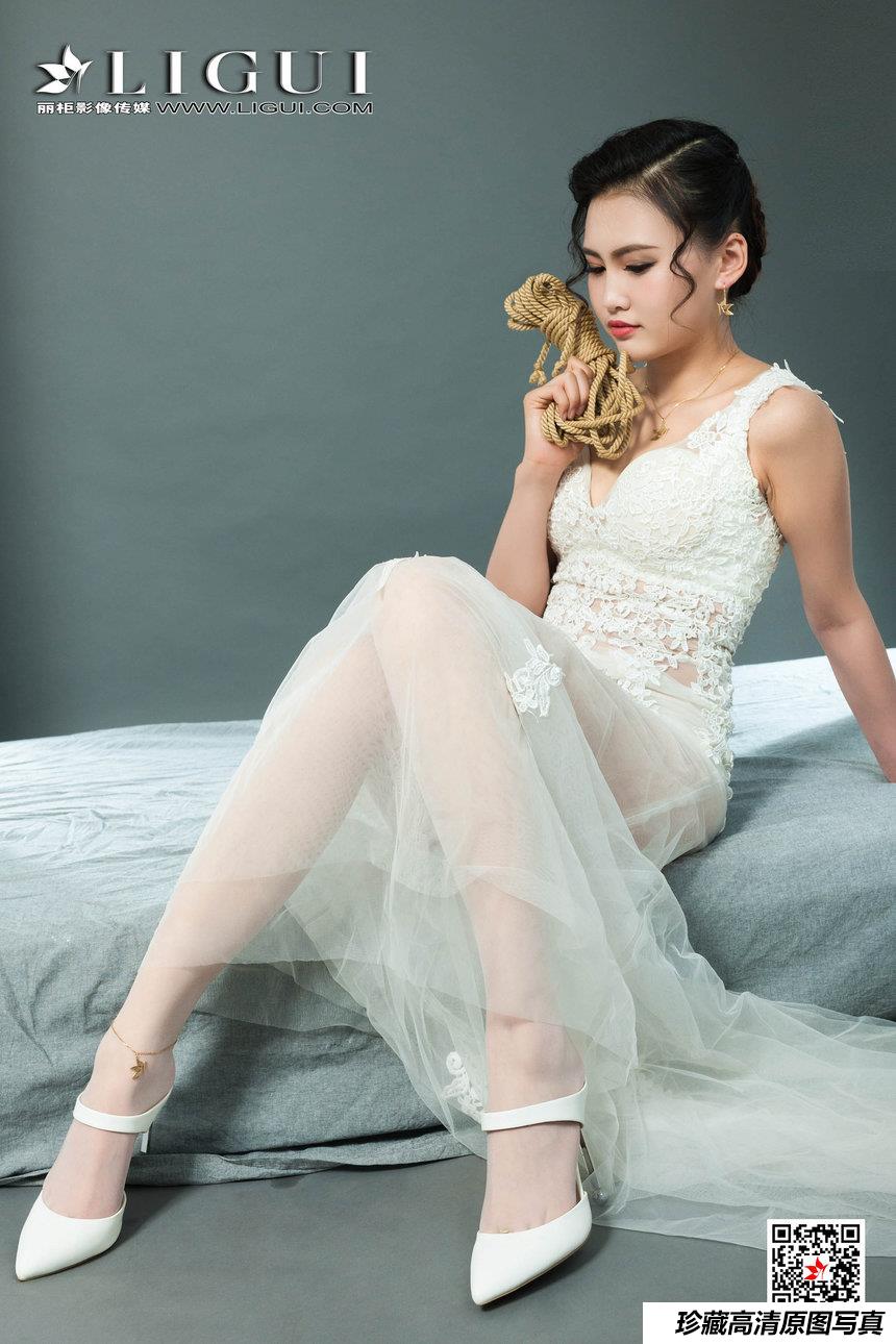 [Ligui丽柜] 2020.06.26《紧缚丽莲》-安安 [61P77MB]