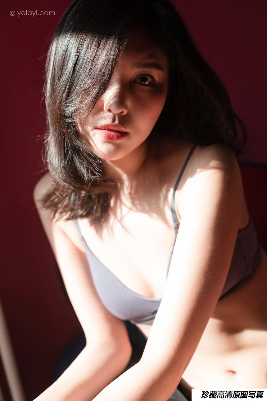 [YALAYI雅拉伊] 2020.09.30 NO.709 苍儿《追光》[52P+1P636M]