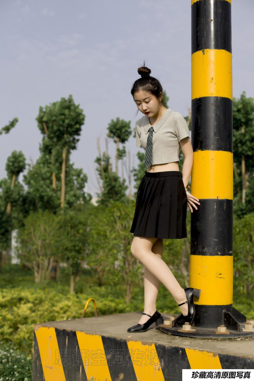 [SiHua丝话]SH126 露露 放学调皮[40P／56MB]