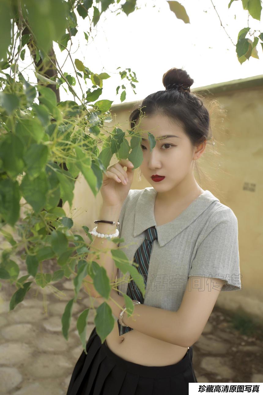 [SiHua丝话]SH126 露露 放学调皮[40P／56MB]