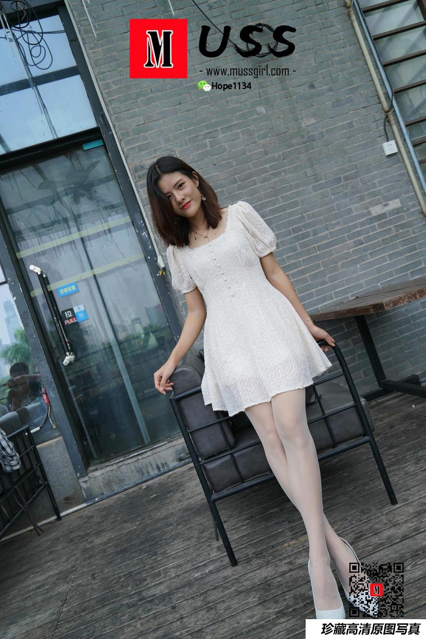 [MussGirl慕丝女郎]NO.017 白衣护士与白丝的绝美邂逅小贤[99P／216MB]