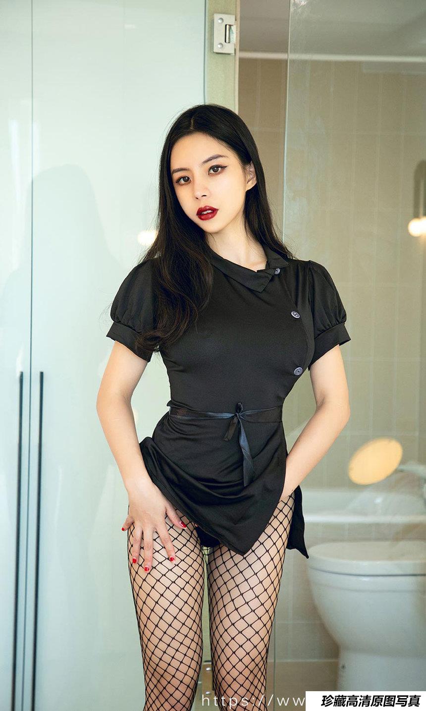 [Ugirls尤果网]爱尤物 2020.09.28 No.1920 riri 清纯的欲火 [35P]