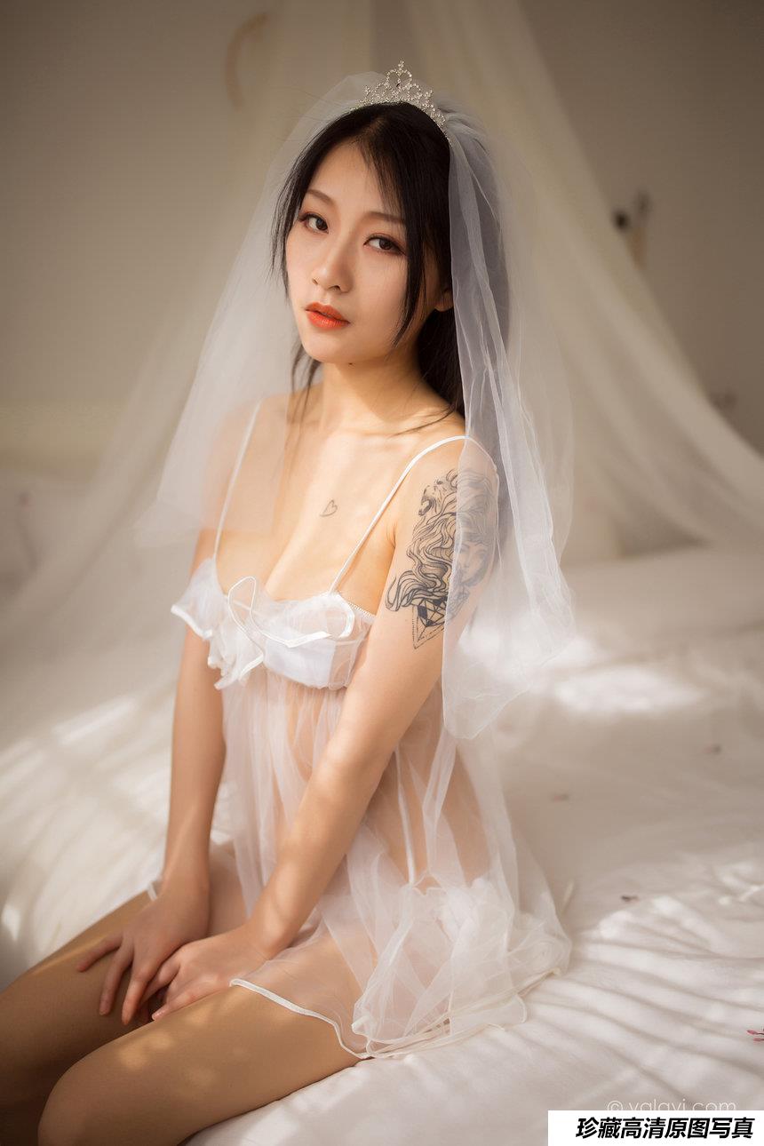 [YALAYI雅拉伊] 2020.10.14 NO.713 优优《等风也等你》[46P+1P249M]