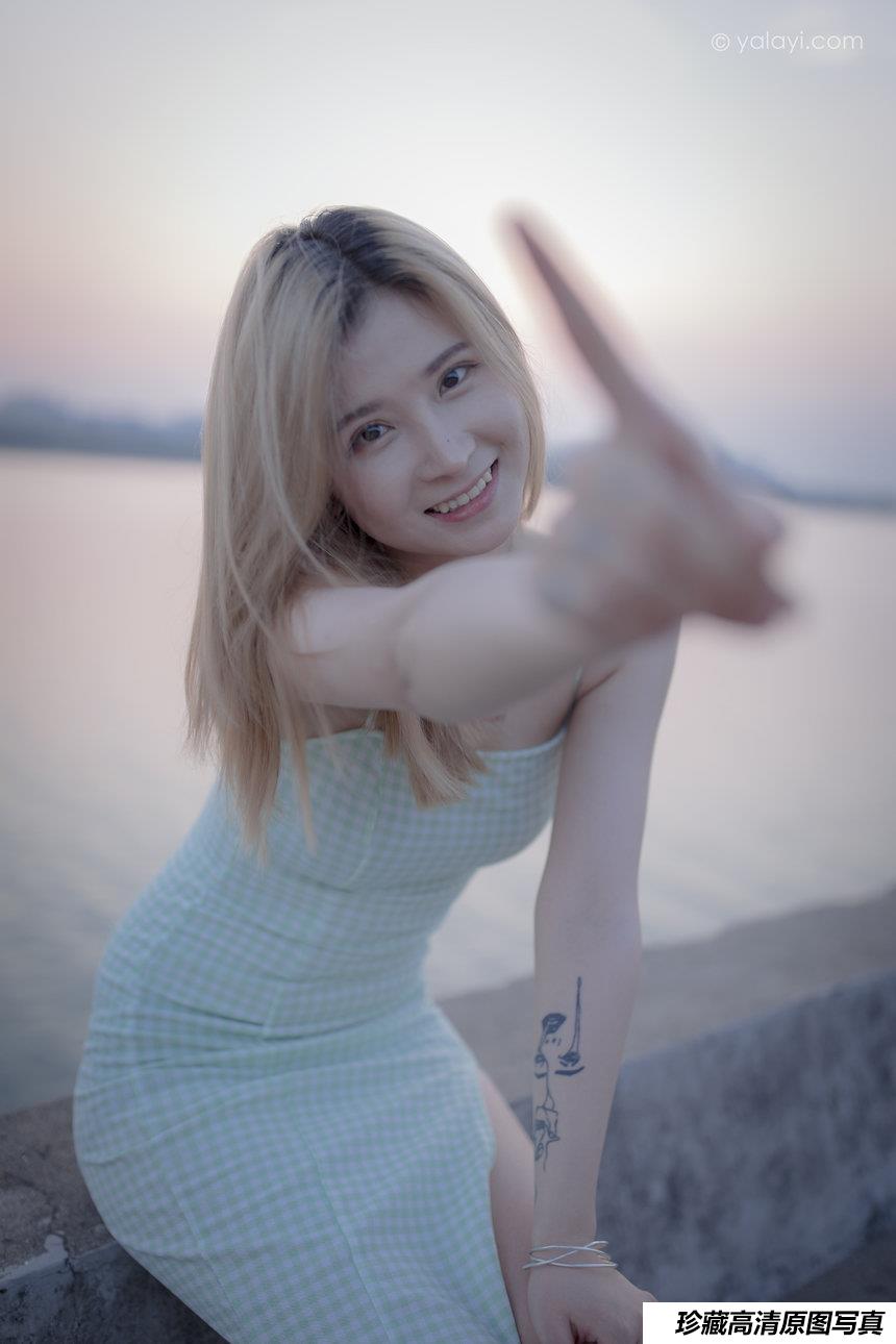 [YALAYI雅拉伊] 2020.10.12 NO.712 梦涵《风继续吹》[46P+1P283M]