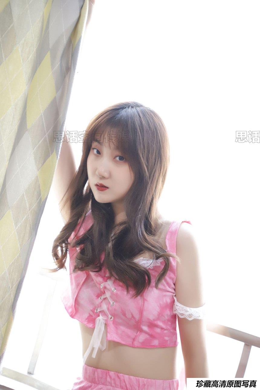 [SiHua思话]SJ007 露露 桌上的元气女孩[45P／98MB]