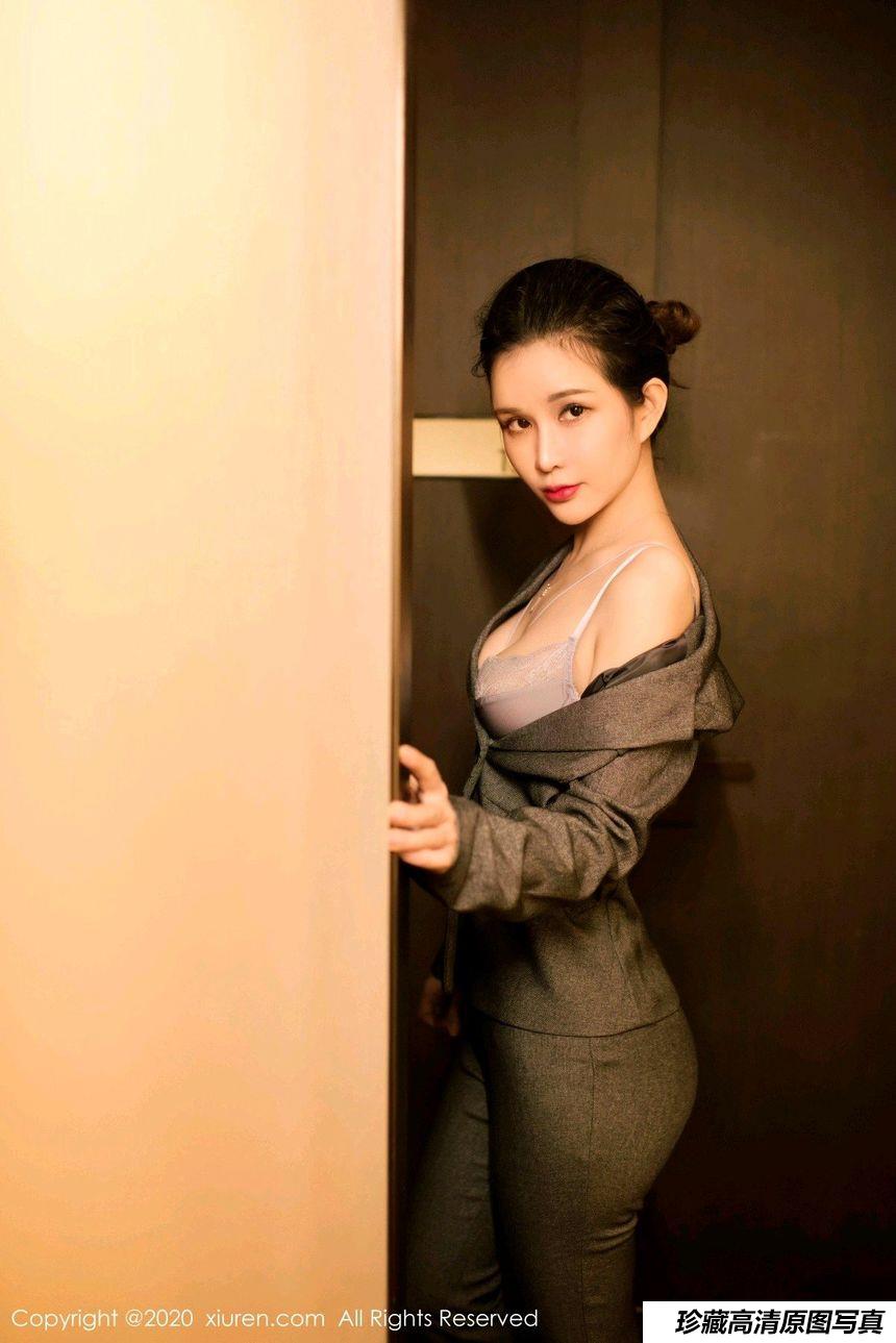 [XiuRen秀人网] 2020.12.15 No.2896 张雨萌 [45+1P]