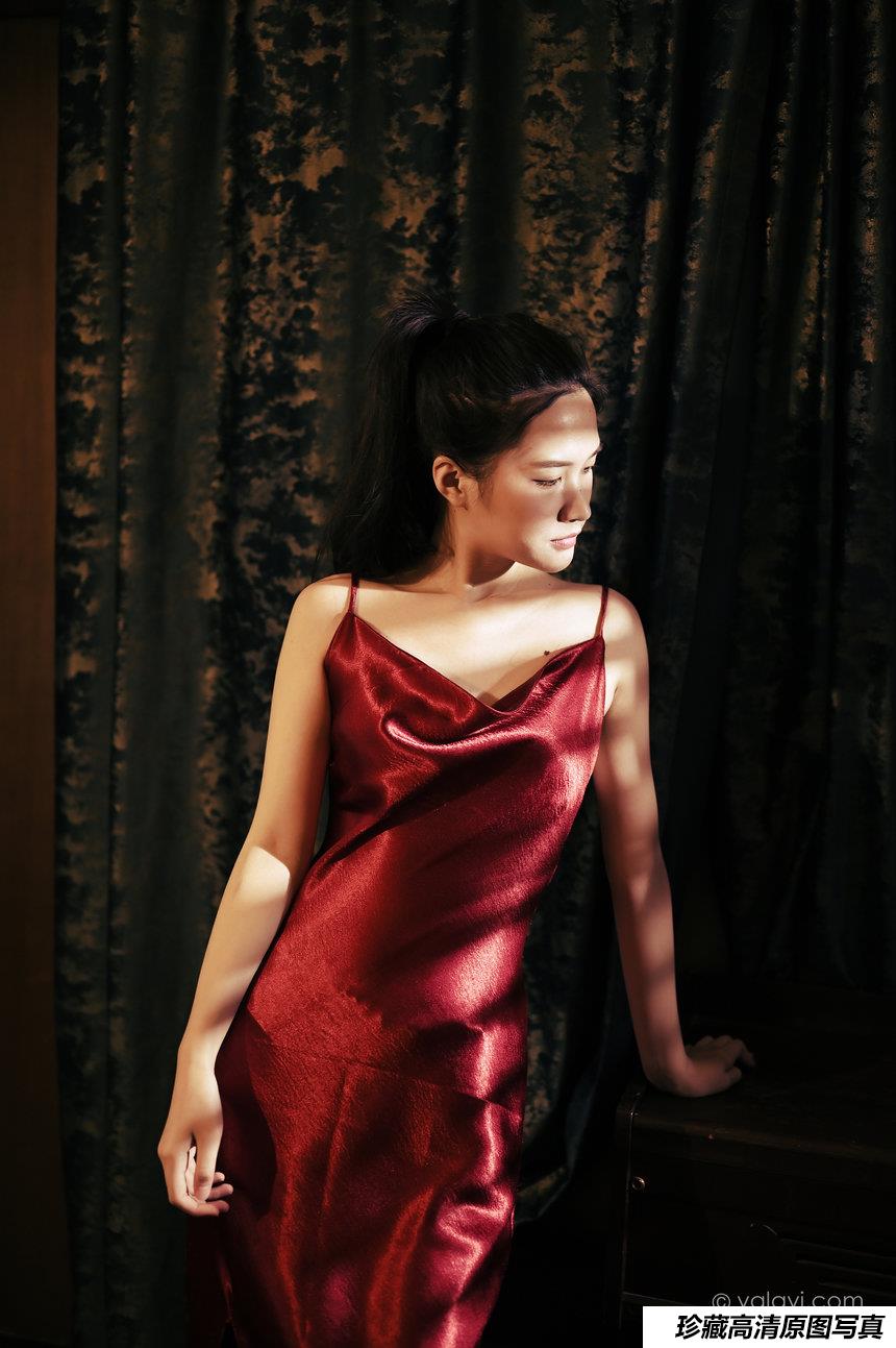 [YALAYI雅拉伊] 2021.01.01 NO.746 方岚《岁月静好》[46P+1P/724M]