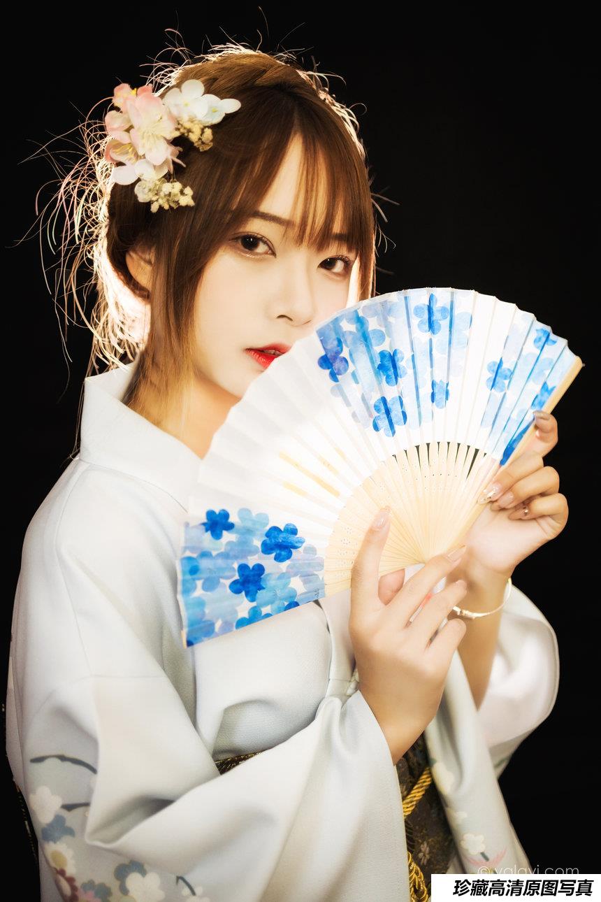 [YALAYI雅拉伊] 2021.01.04 NO.747 阿禾《神明少女》[31P+1P/456M]