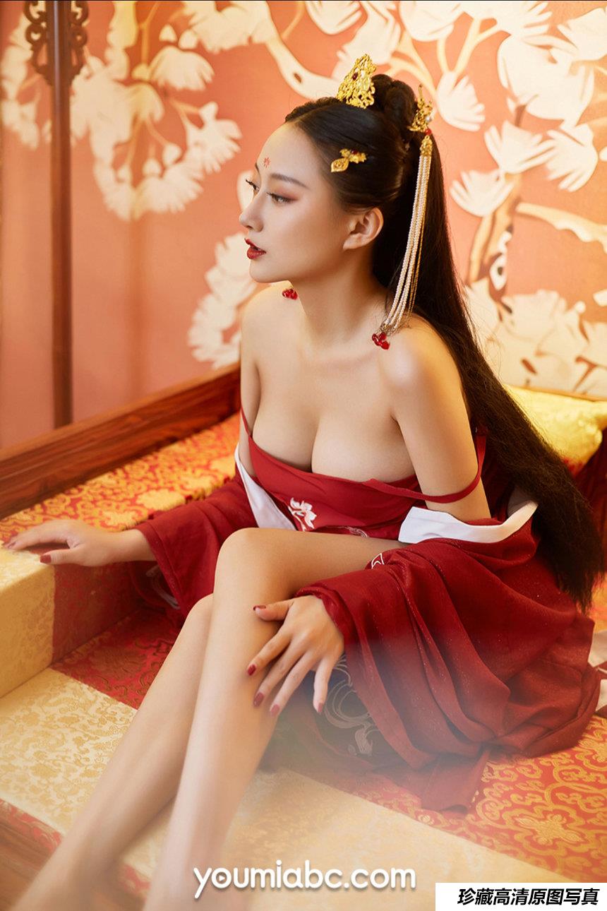 [YouMi尤蜜] 2020.01.16 何嘉颖《妖媚风歆丰嫩豪乳》[31+1P]