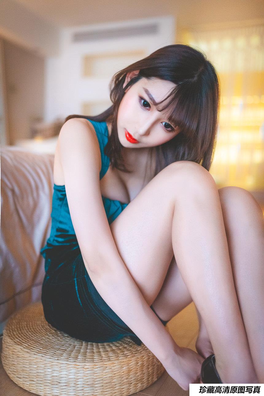 斗鱼主播w黑米粥w - 圣诞 [30P-194MB]